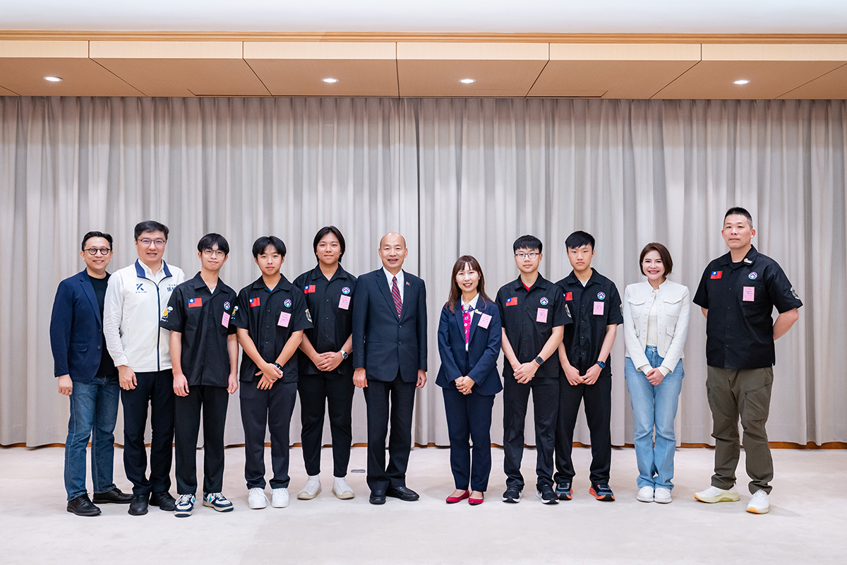 院長接見康橋國際學校温宥基校長暨師生一行 韓國瑜：勉勵學子以冠軍精神迎接未來的挑戰